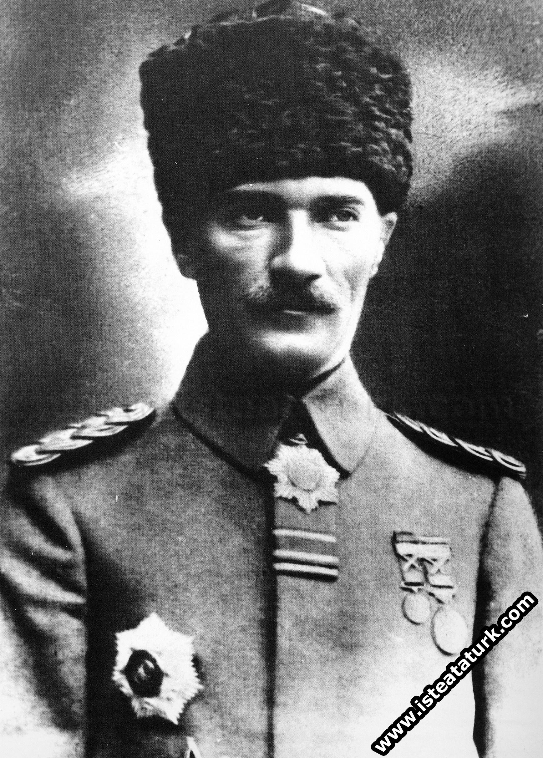 Mustafa Kemal'in Tuğgeneralliğe terfi etmesi. (01....