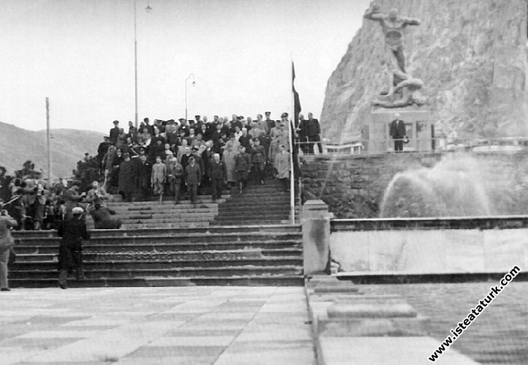 Mustafa Kemal Atatürk's Trip to Afyonkarahisar (20.11.1937)