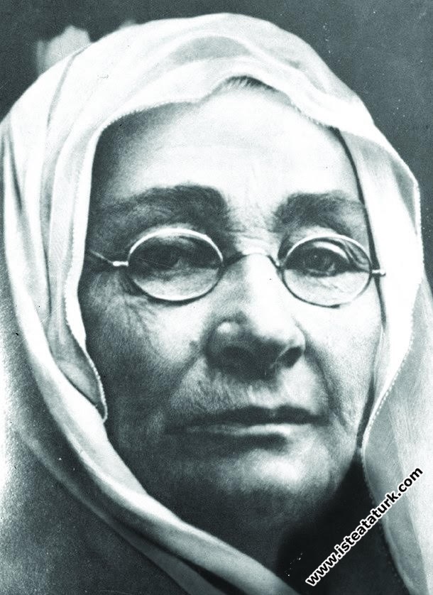 Zübeyde Hanım (1857-1923)