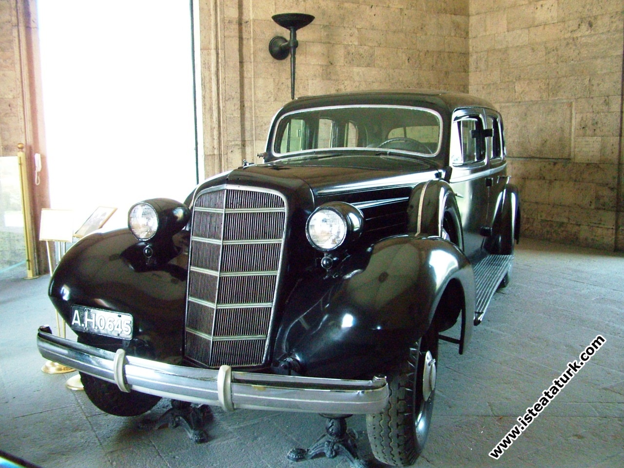 Atatürk's Executive Car, Cadillac 80 Series - 1936