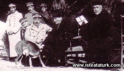 Mustafa Kemal Paşa Adana'da, Fahrettin Altay Paşa'...