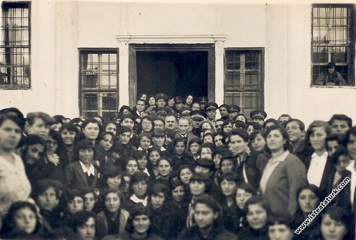 Atatürk and Turkish Youth