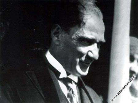 Atatürk's Understanding of History