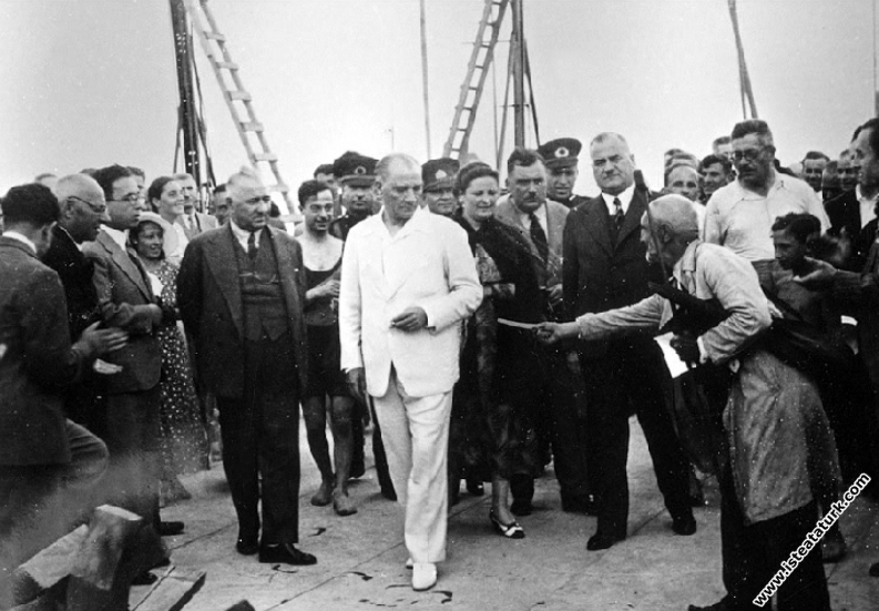 Mustafa Kemal Atatürk Kılıç Ali, Salih Bozok ve Af...