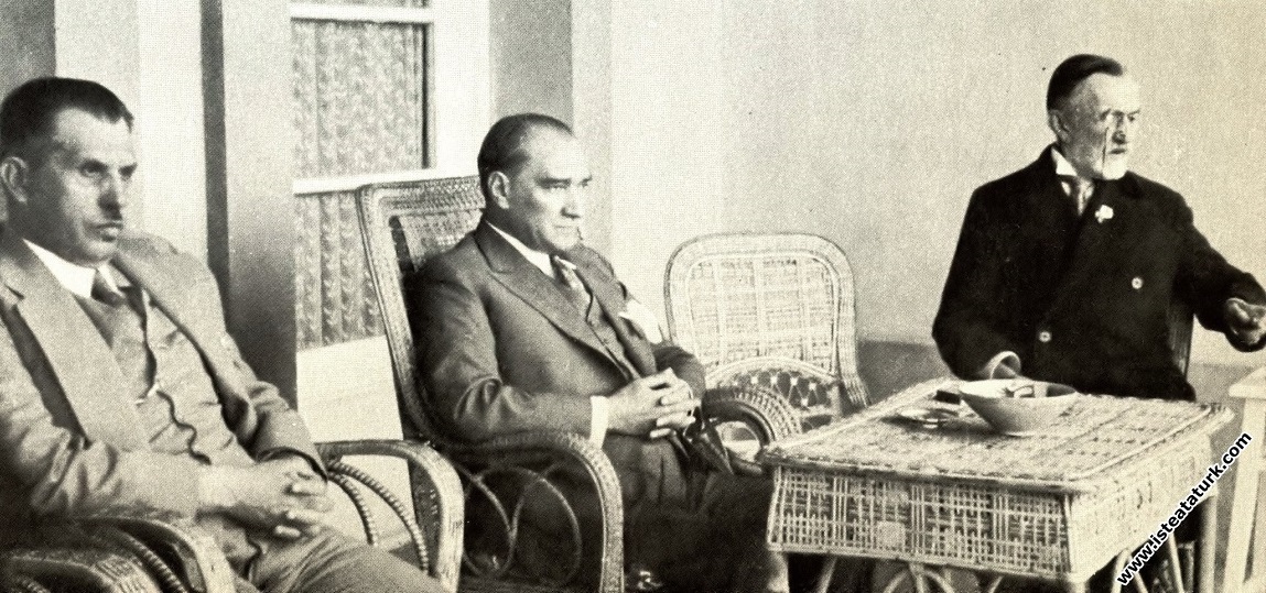 Mustafa Kemal Atatürk'ün Marmara Köşkü'nde Büyük Ş...