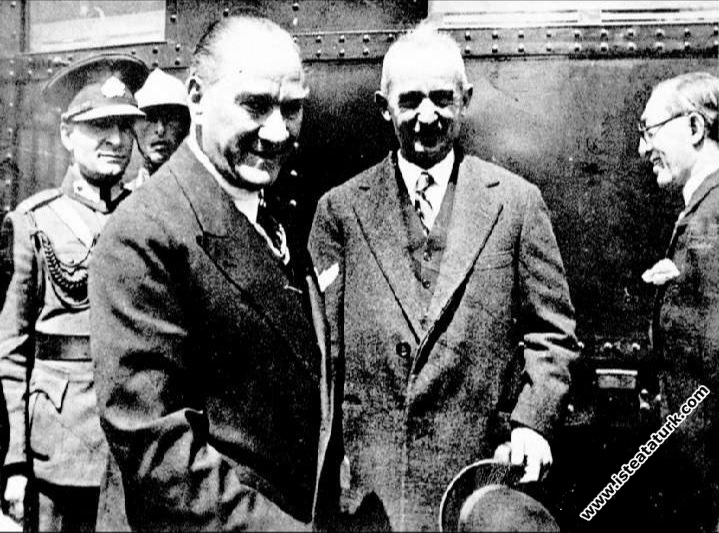 Mustafa Kemal Atatürk'ün Yunanistan Başbakanı Çald...