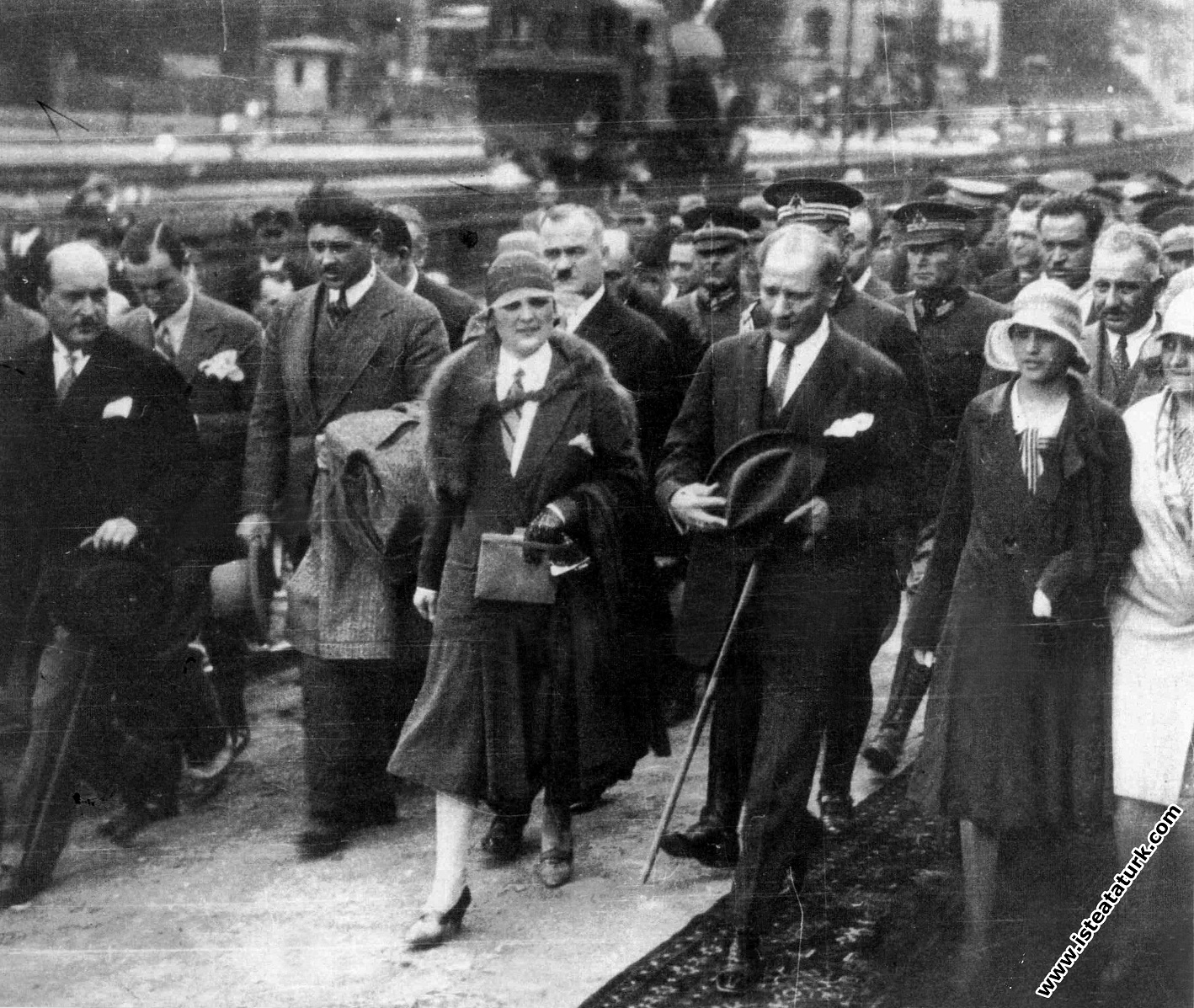 Mustafa Kemal Atatürk'ün İstanbul'da karşılanması....