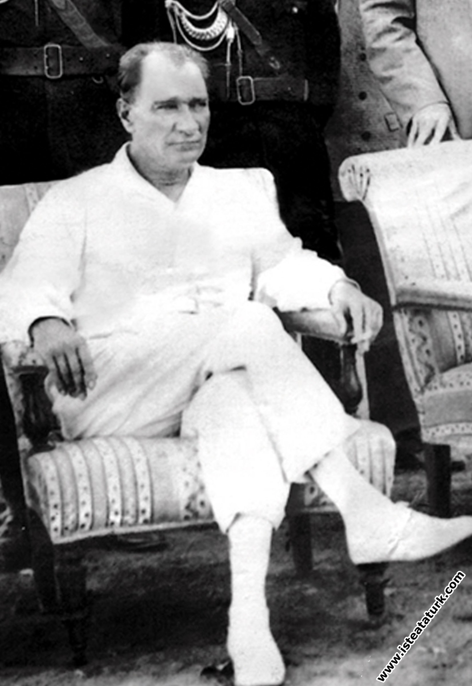 Mustafa Kemal Atatürk Yalova'da. (08.08.1930)