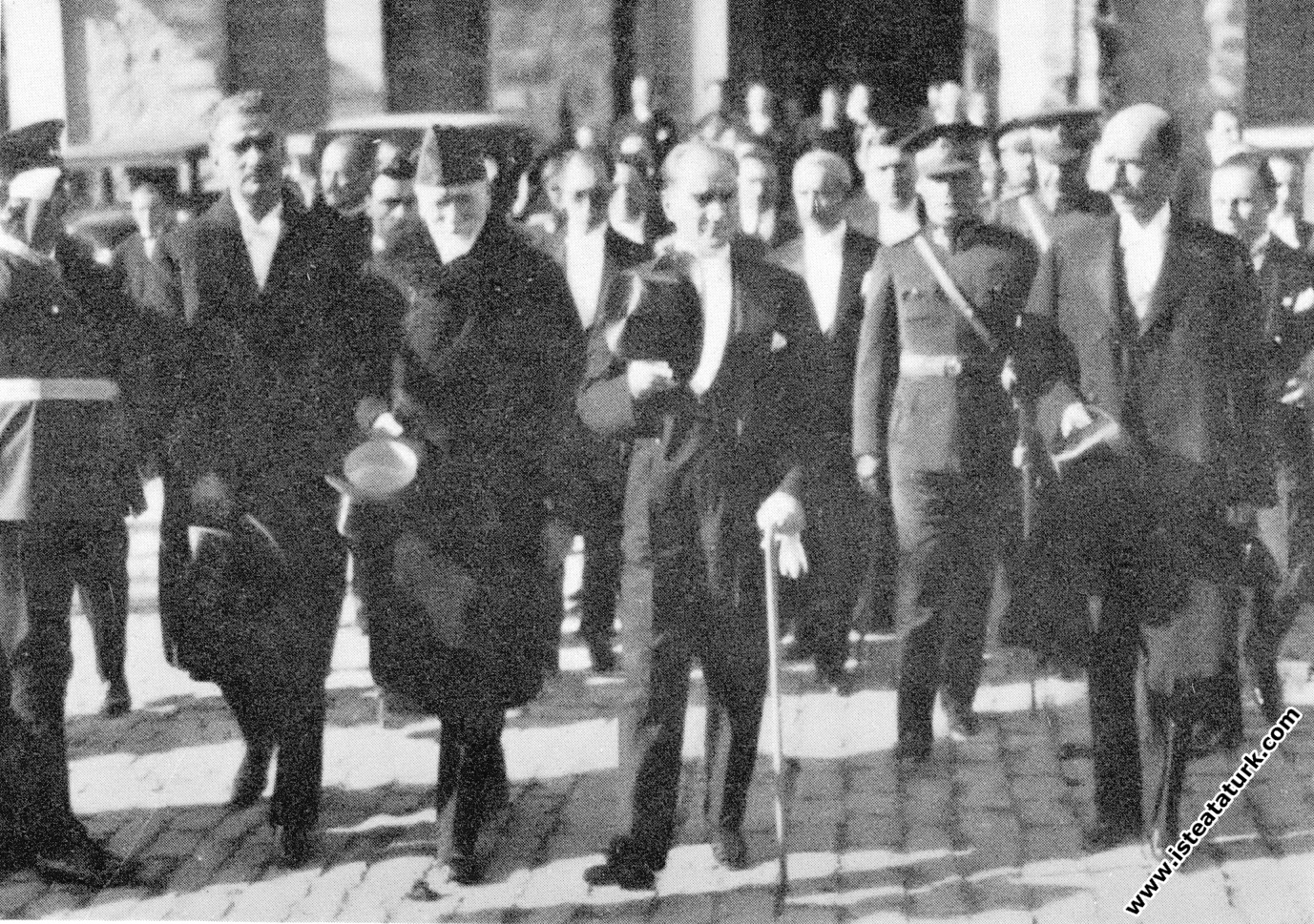 Mustafa Kemal Atatürk Macaristan Başbakanı Kont Be...