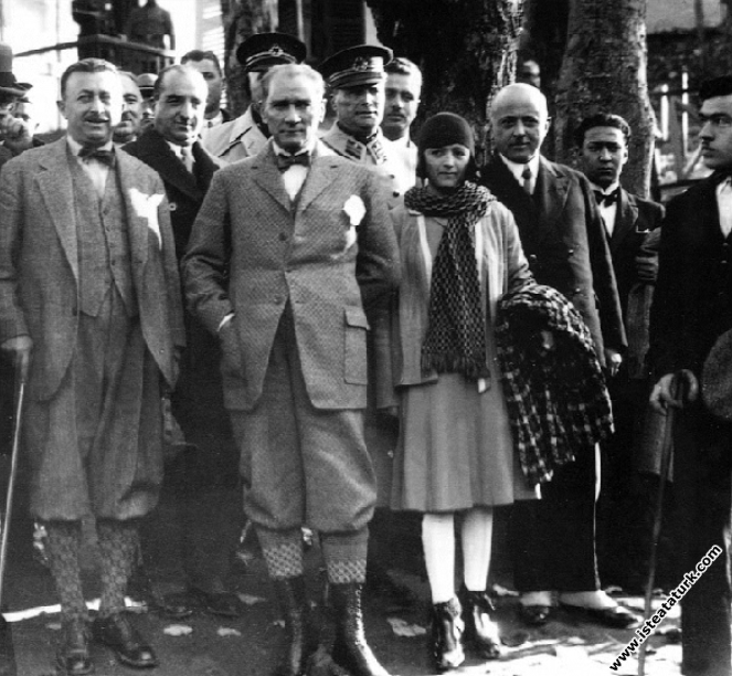 Mustafa Kemal Atatürk Yalova’da Baltacı Çiftliği’nde. (03.09.1929)