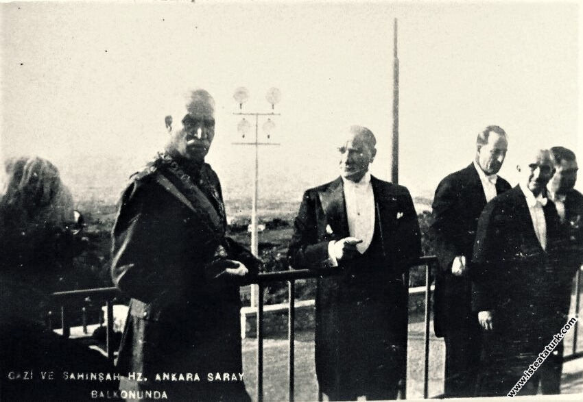 Mustafa Kemal Atatürk Çankaya Köşkü’nde İran Şahı ...