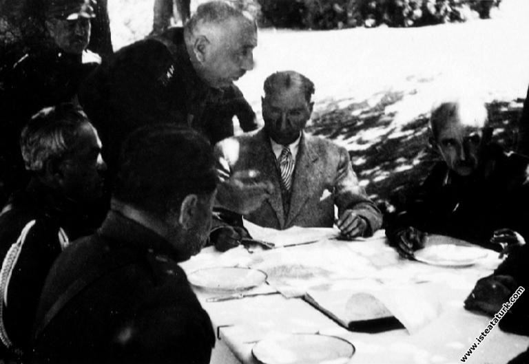 Mustafa Kemal Atatürk, Seydiköy Askeri Manevraları...