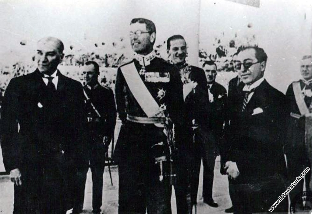 Mustafa Kemal Atatürk İsveç Veliahtı Gustav Adolf'...