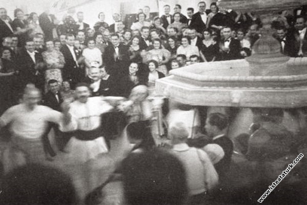 Mustafa Kemal Atatürk Beylerbeyi Sarayı'nda düzenl...