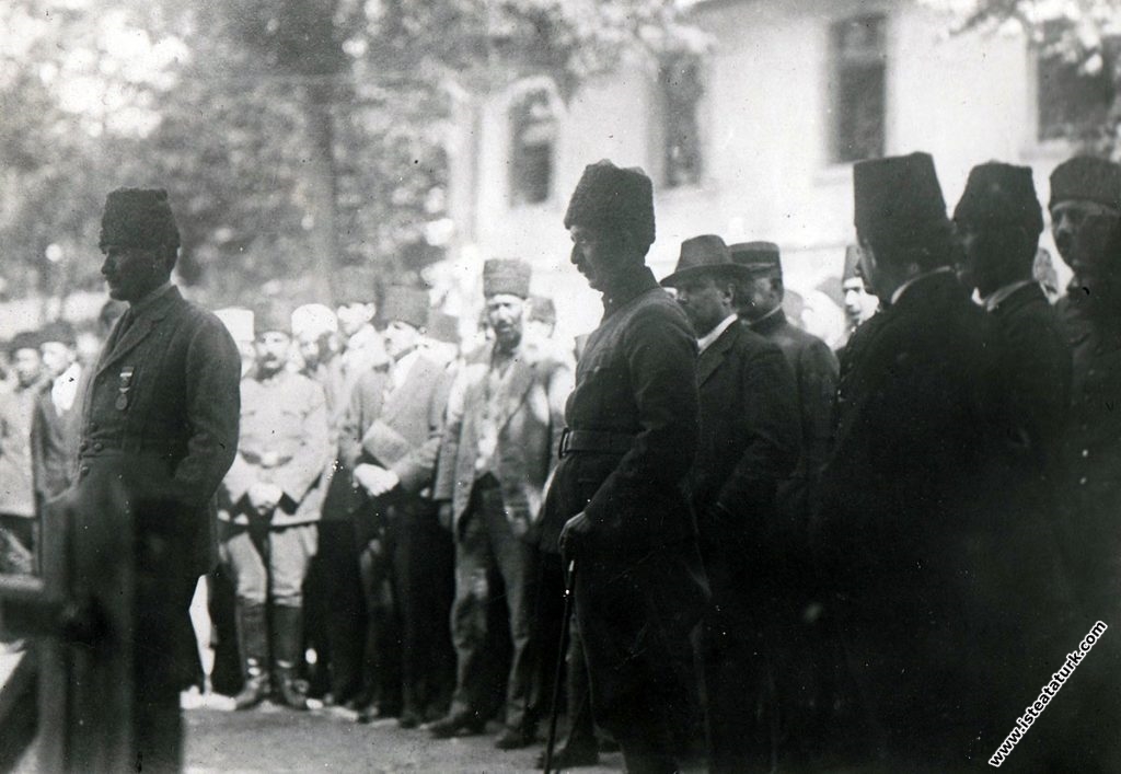 Mustafa Kemal Atatürk, Ankara Antlaşması görüşmele...