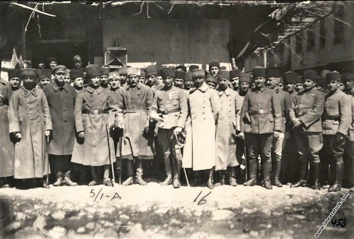 Başkomutan Mustafa Kemal Paşa, İsmet İnönü, Rusya ...