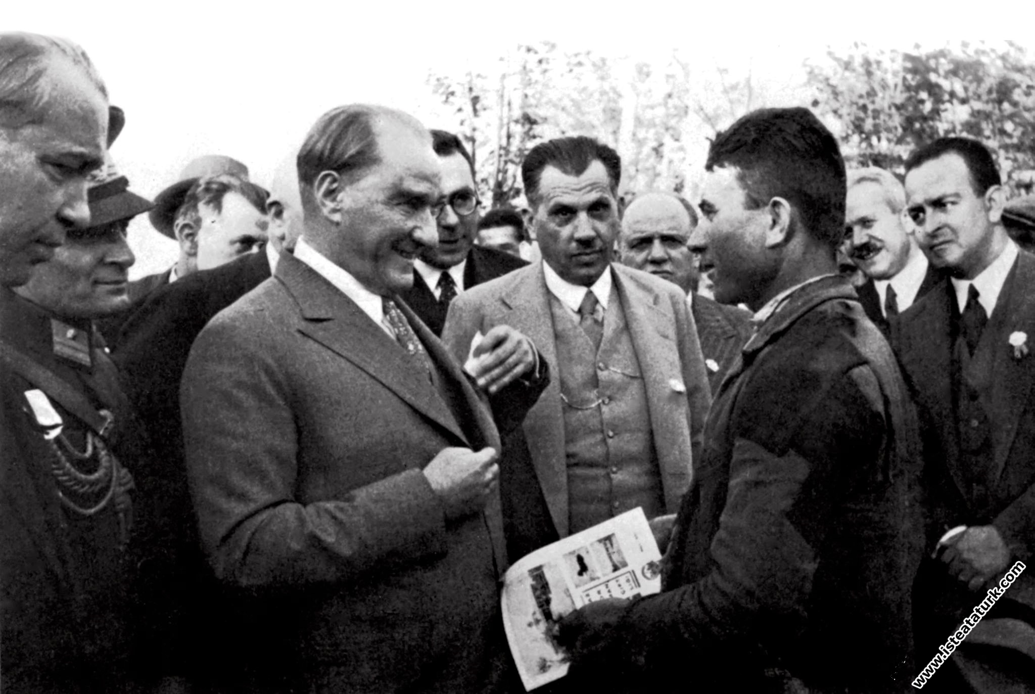 Mustafa Kemal Atatürk Gazi Orman Çiftliği'nde köyl...
