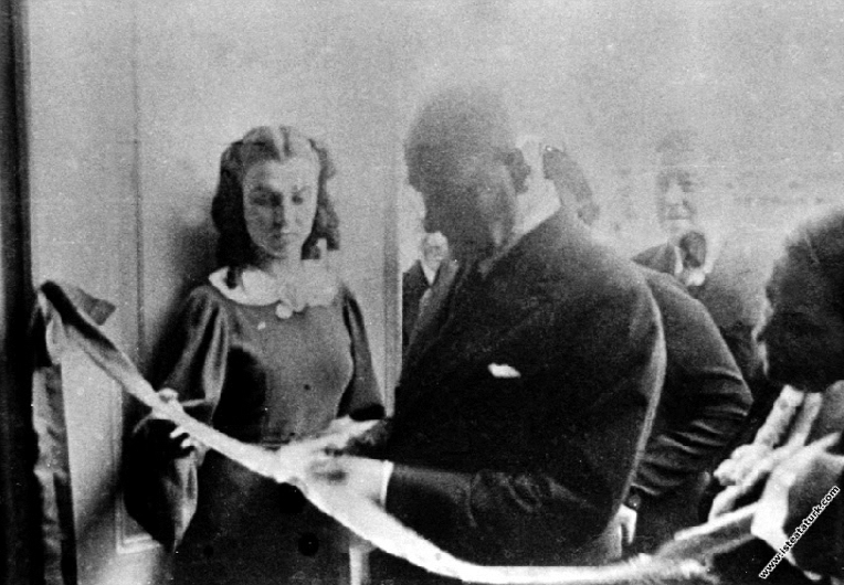 Mustafa Kemal Atatürk Sümerbank Nazilli Basma Fabr...