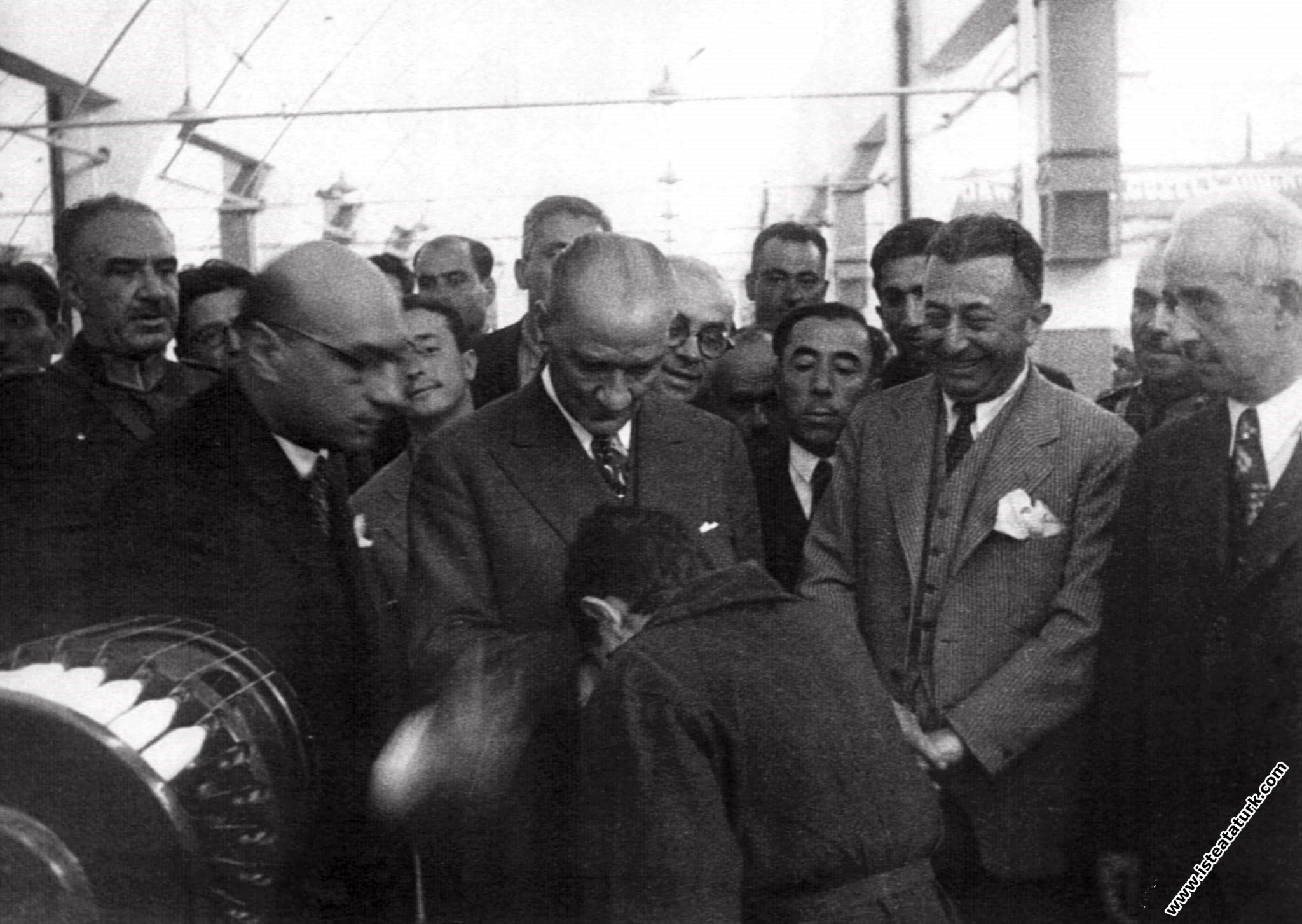 Mustafa Kemal Atatürk Sümerbank Nazilli Basma Fabr...