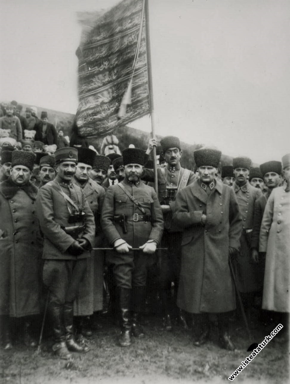 Başkomutan Mustafa Kemal, İzmit Yarımca'da İkinci ...