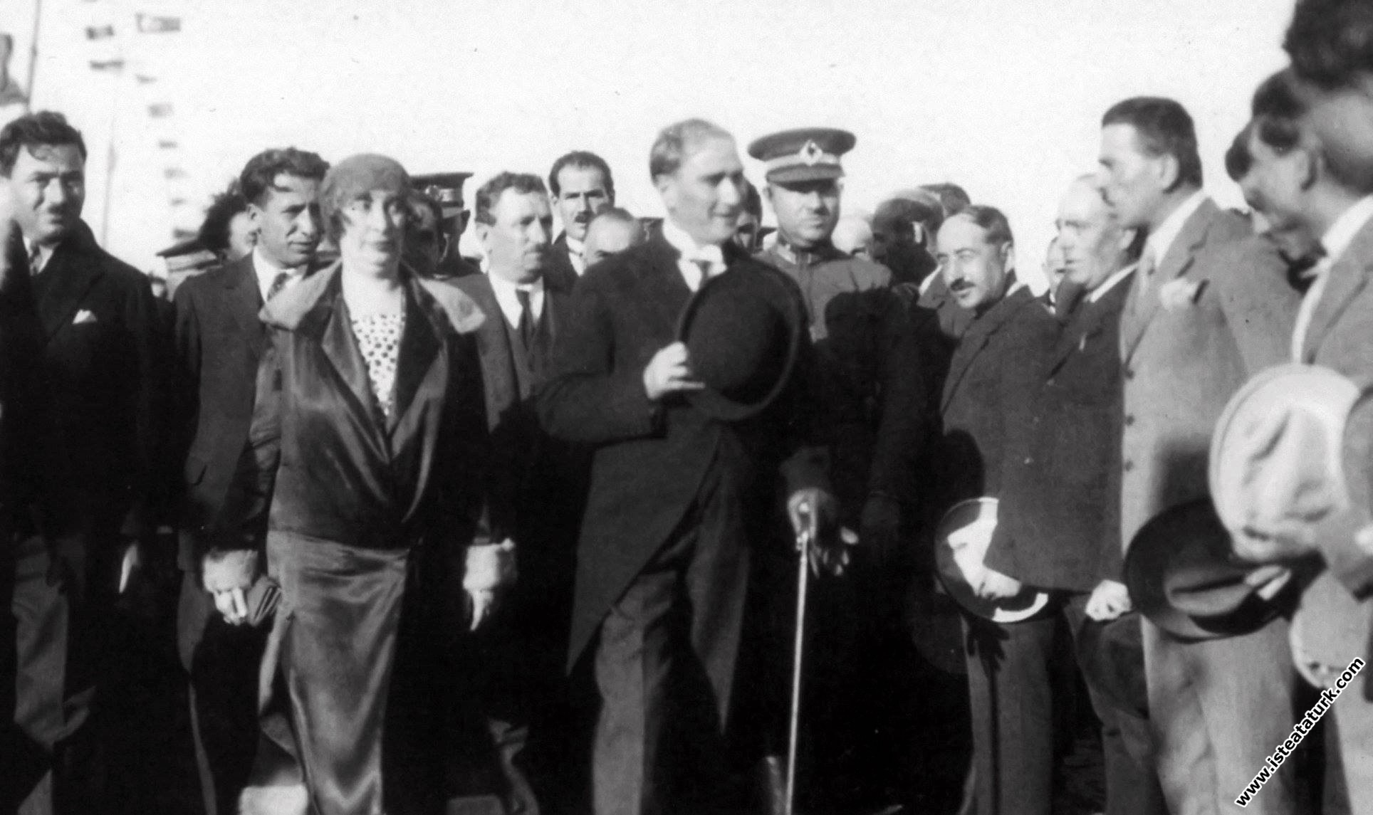 Gazi Mustafa Kemal, İstanbul'dan gelen karşılama h...
