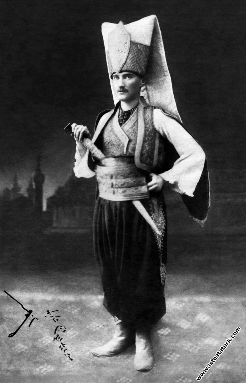 In a janissary outfit at a dress ball in Sofia. (11-12.05.1914)