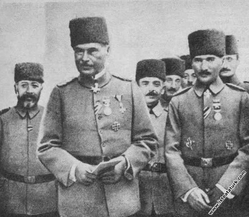 Mustafa Kemal, Alman Mareşali Liman Von Sanders il...