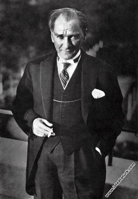 Mustafa Kemal Atatürk'ün Marmara Köşkü'nde çekilen...