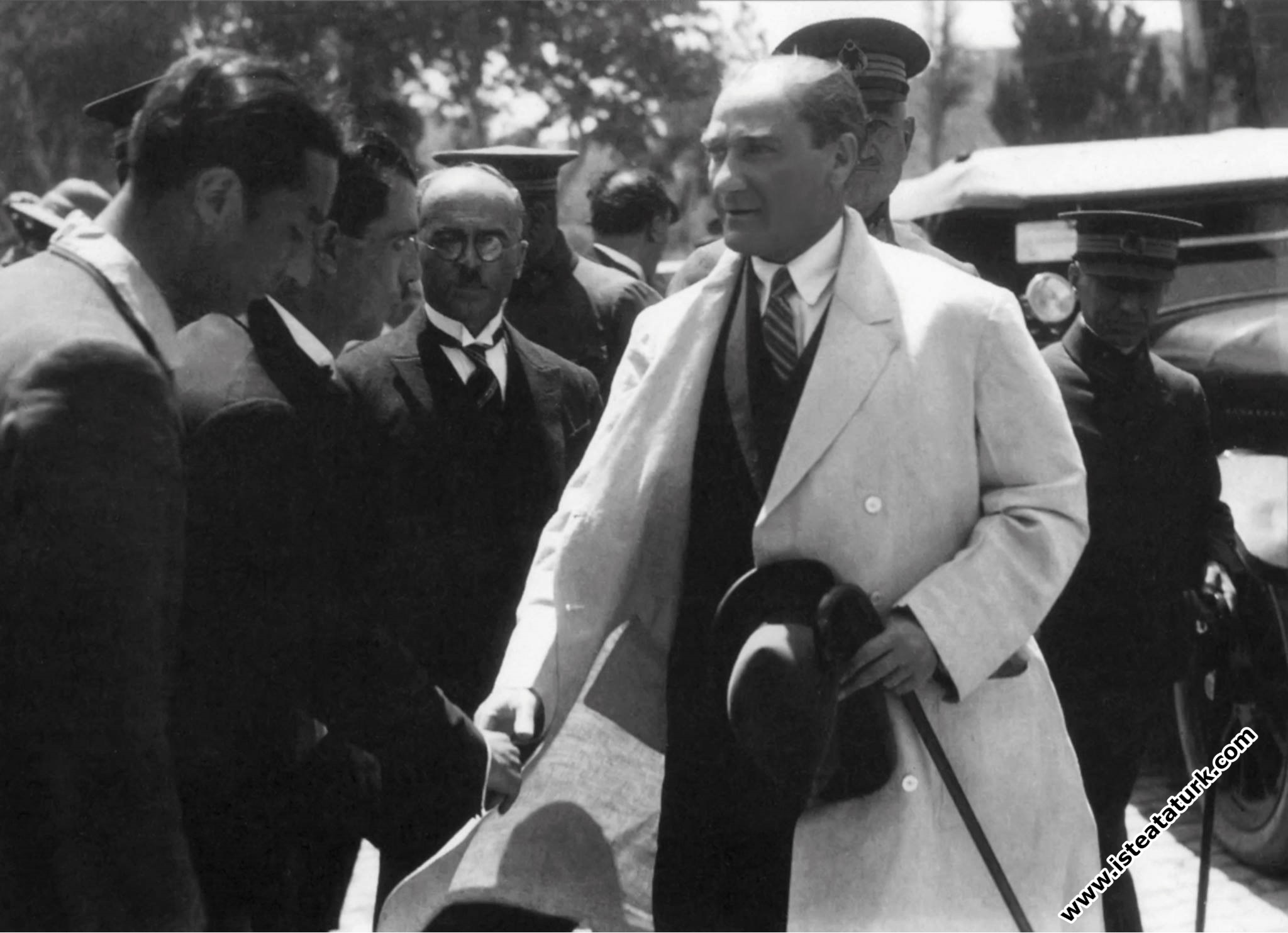 Mustafa Kemal Atatürk's departure from Bandırma to...