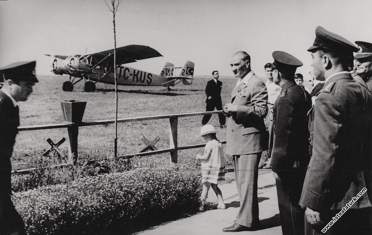 Mustafa Kemal Atatürk Ülkü ile, Yeşilköy Hava Lima...