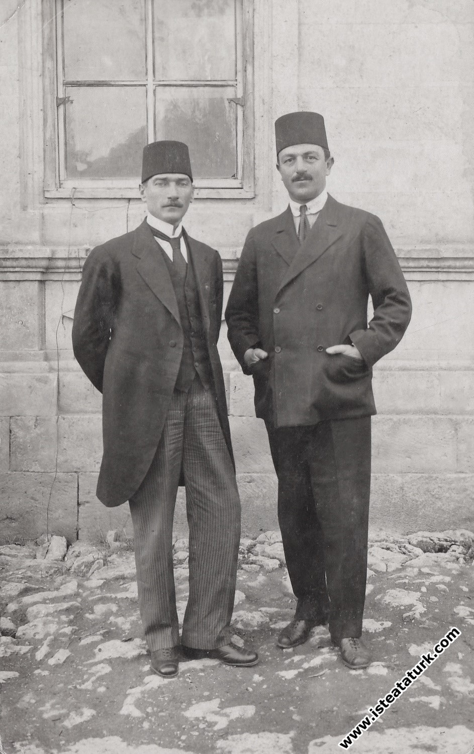 Mustafa Kemal Paşa,Eski Bahriye Nazırı H. Rauf Orb...