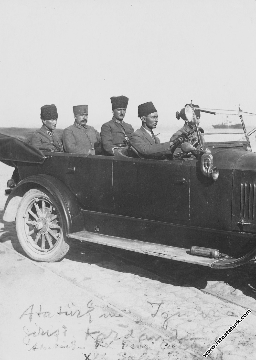 Başkomutan Mareşal Mustafa Kemal, İzmir'e geliyor. (10.09.1922)