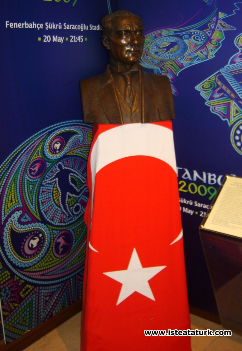 Atatürk bust in Fenerbahçe Club Museum.